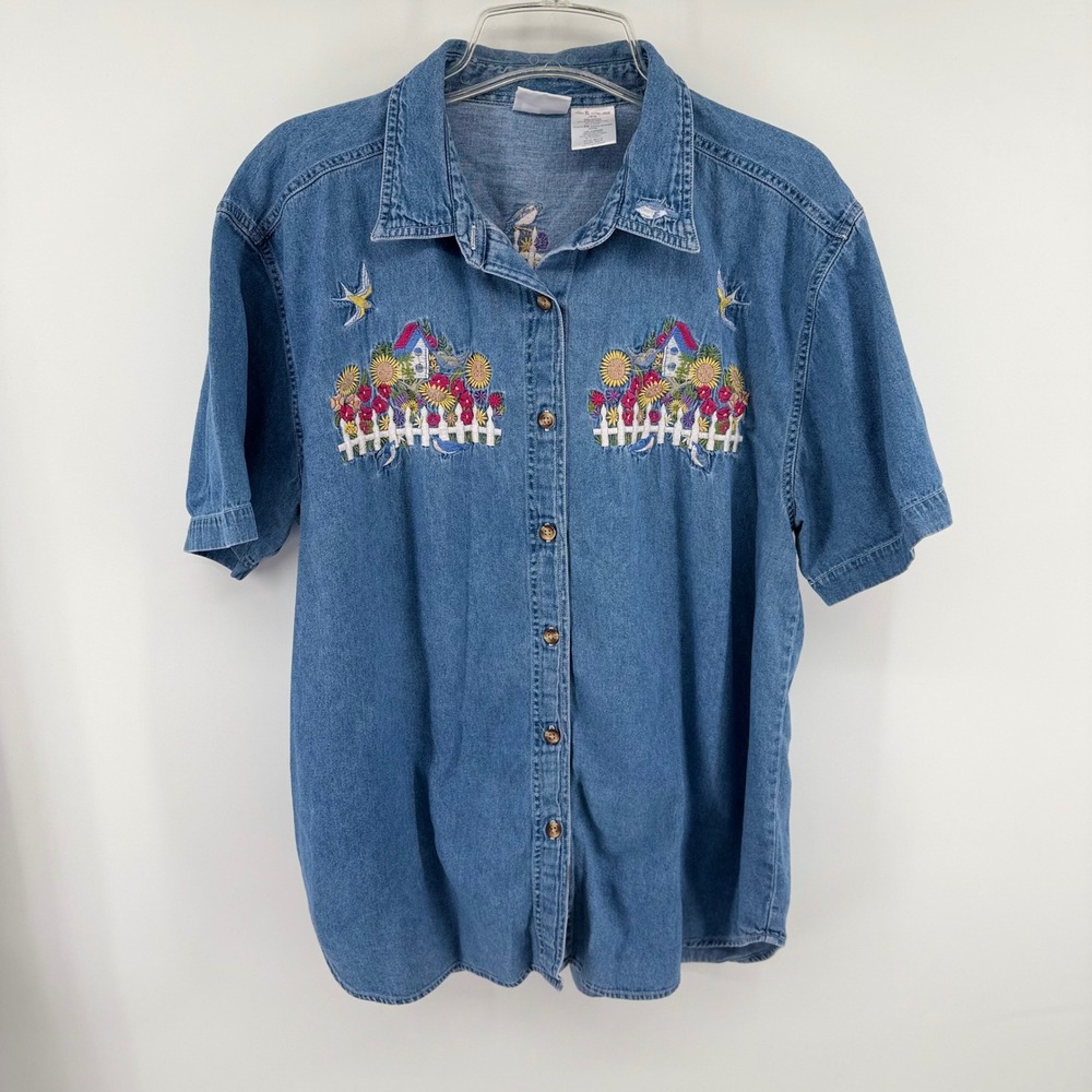 Vintage Bobbie Brooks Womens XL Blue Denim Embroidered Garden Birdhouse Shirt